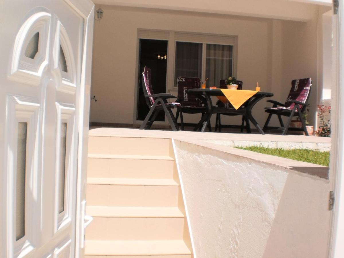 Apartment Lana Omiš Eksteriør billede