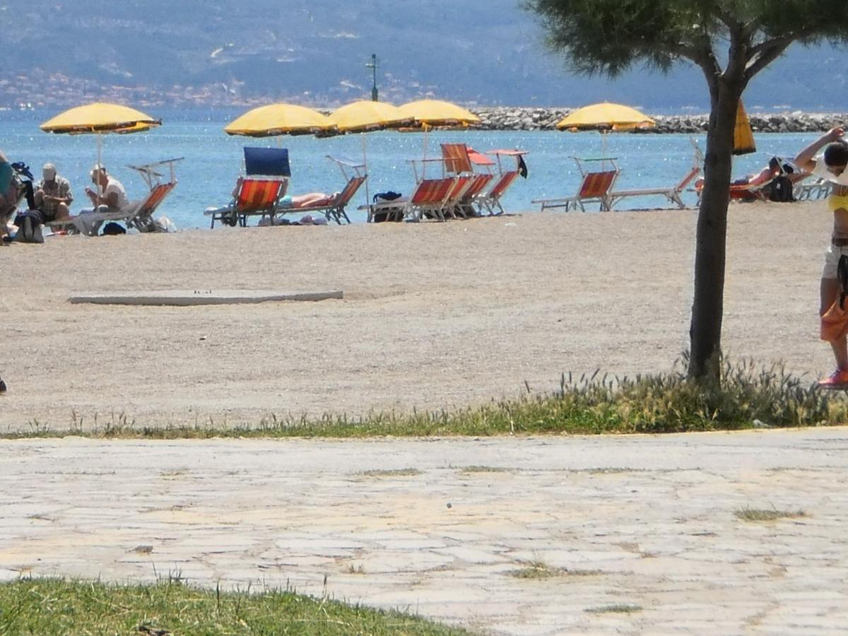 Apartment Lana Omiš Eksteriør billede