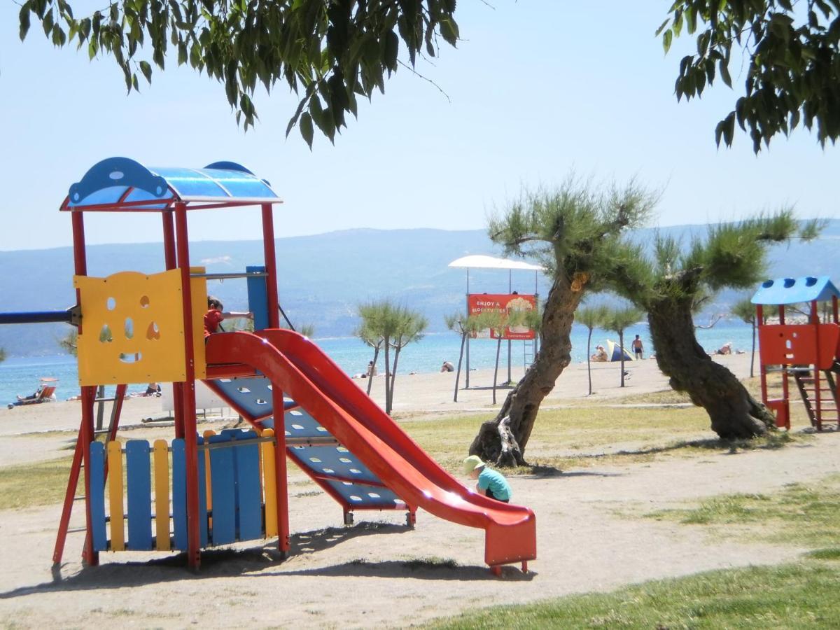 Apartment Lana Omiš Eksteriør billede