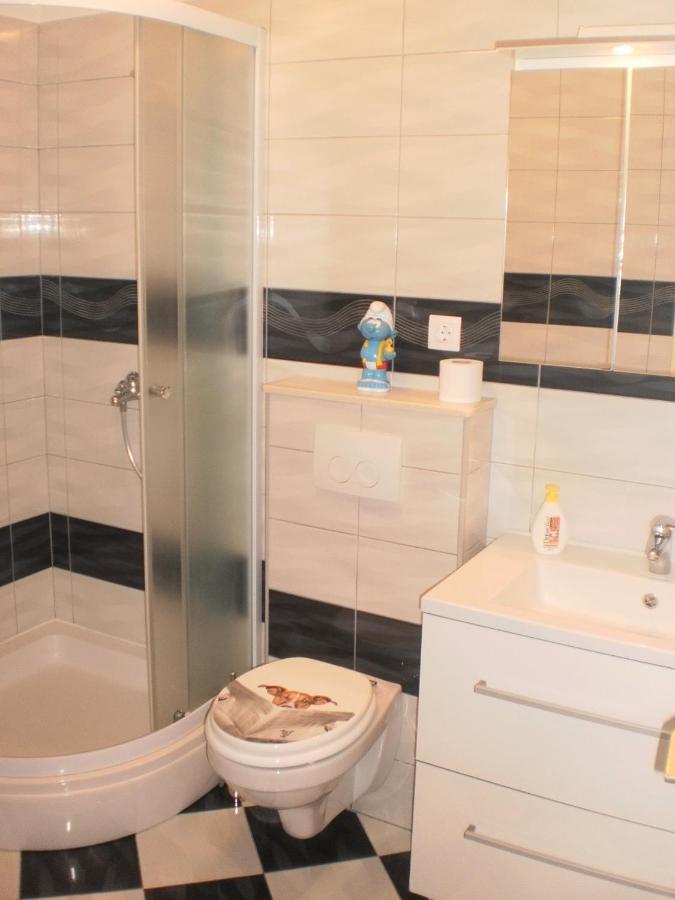 Apartment Lana Omiš Eksteriør billede